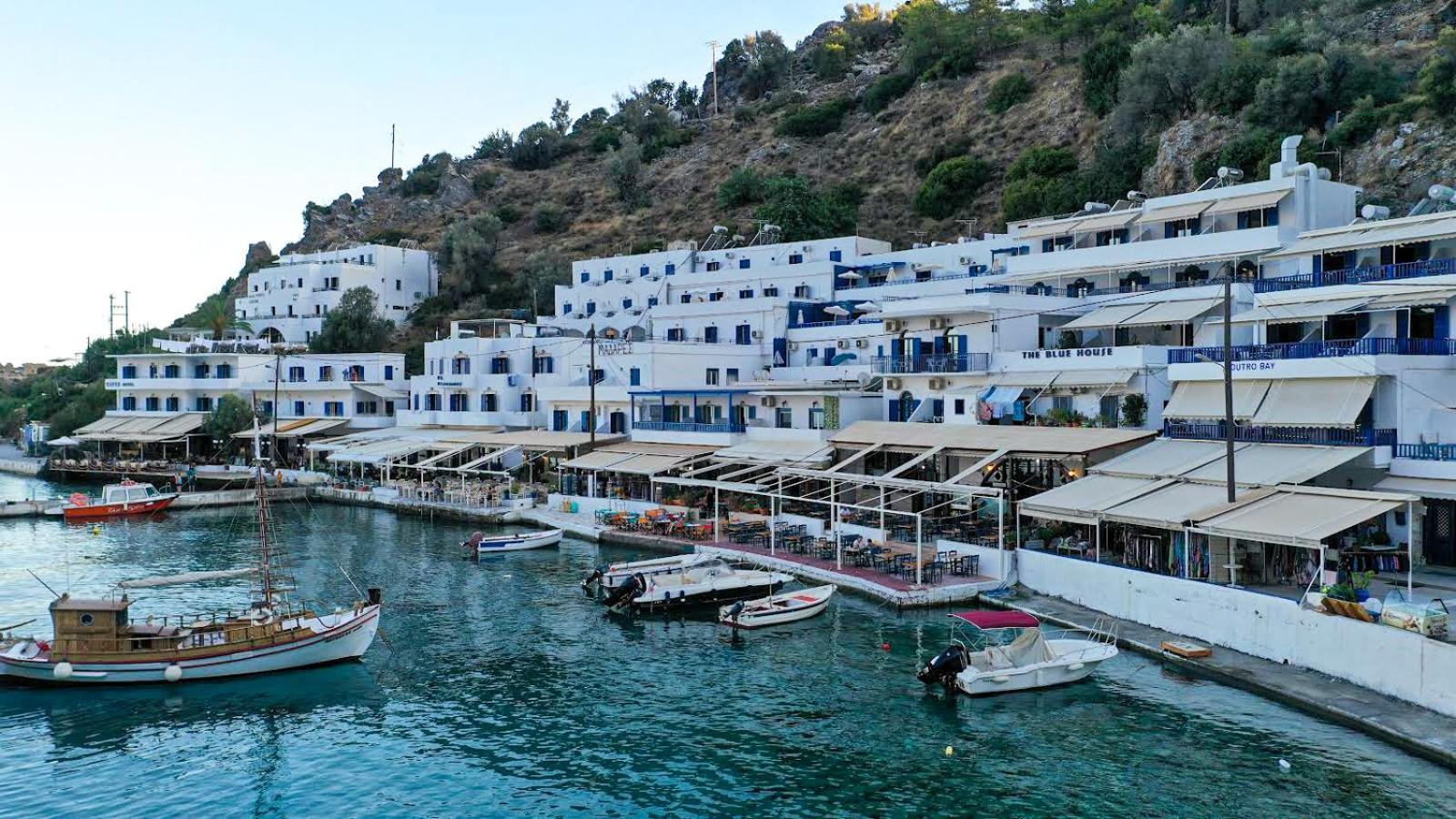 The Blue House Hotell Loutro Exteriör bild